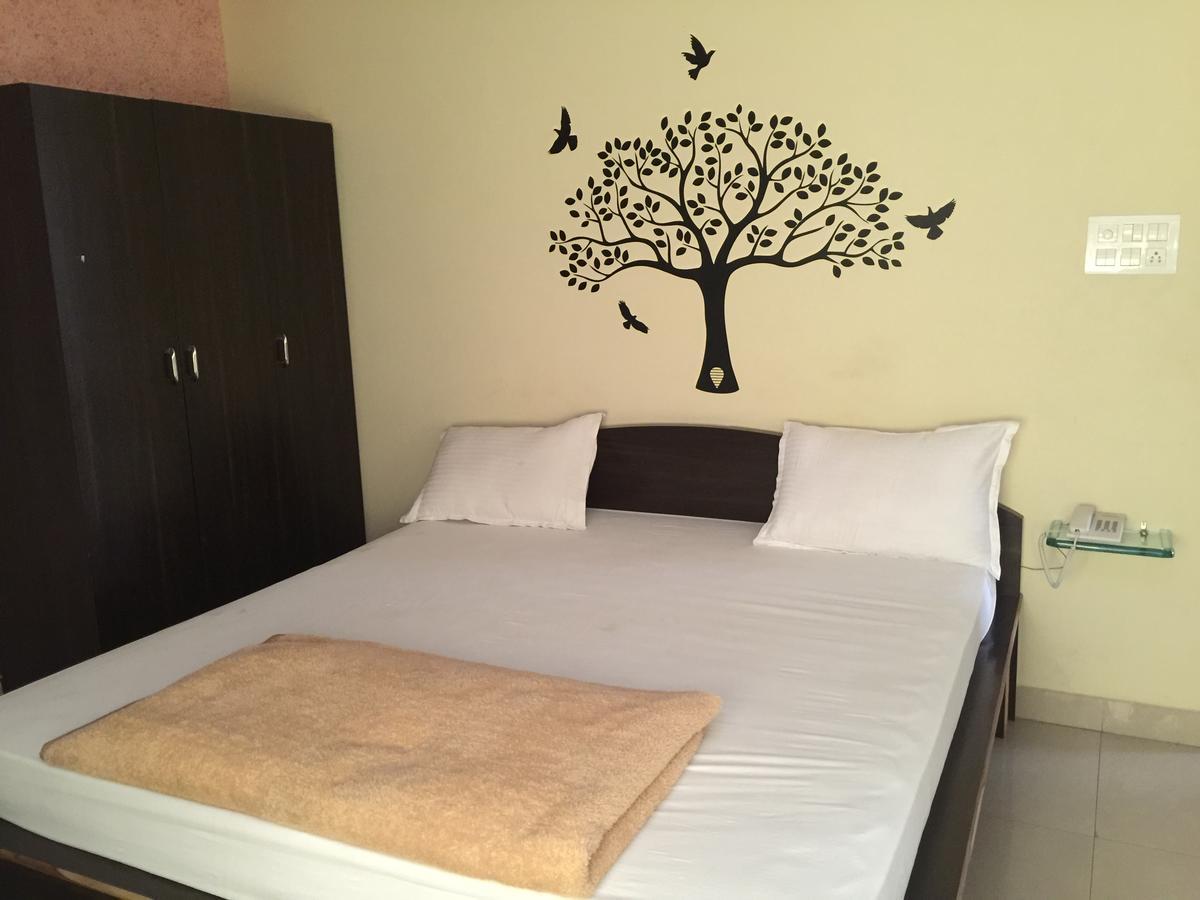 Maruthi Residency Inn & Restaurant 하이데라바드 외부 사진